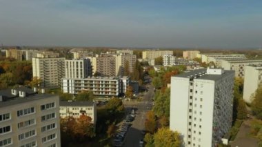 Güzel konutlar, Wrzeciono Varşova Hava Manzarası Polonya. Yüksek kalite 4k görüntü