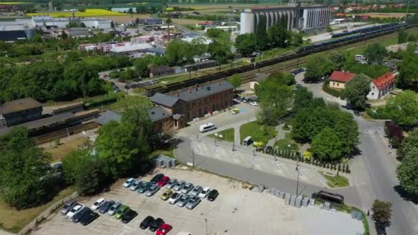 Σιδηροδρομικός Σταθμός Strzelin Aerial View Πολωνία Υψηλής Ποιότητας Πλάνα — Αρχείο Βίντεο