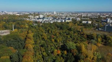Güzel Park Ochota Varşova Hava Manzarası Polonya. Yüksek kalite 4k görüntü