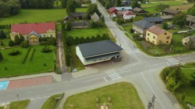 Güzel Panorama Evleri Skorkowice Hava Manzaralı Polonya. Yüksek kalite 4k görüntü