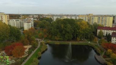 Pond Panorama Wawrzyszew Varşova Hava Görüntüsü Polonya. Yüksek kalite 4k görüntü