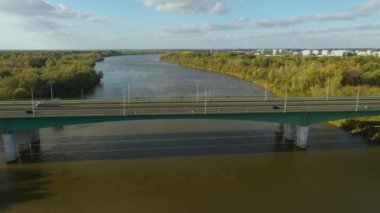 Güzel Vistula Köprüsü Varşova Hava Manzarası Polonya. Yüksek kalite 4k görüntü