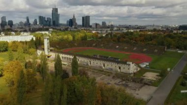 Güzel Stadyum Kutbu Mokotowskie Varşova Hava Manzarası Polonya. Yüksek kalite 4k görüntü