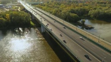 Güzel Vistula Köprüsü Varşova Hava Manzarası Polonya. Yüksek kalite 4k görüntü