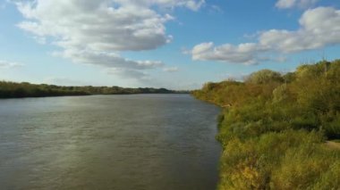 Vistula Nehri Varşova Hava Görüntüsü Polonya. Yüksek kalite 4k görüntü