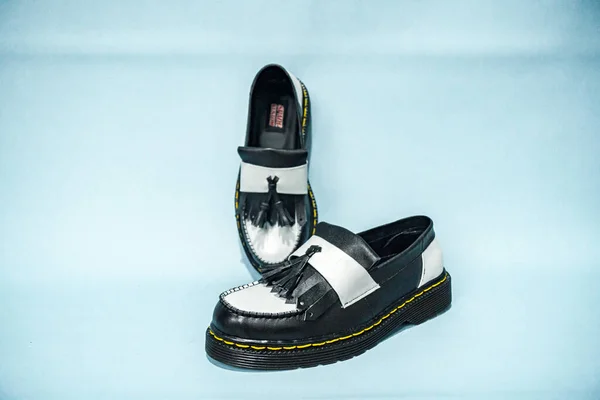 Zapato Borla Vintage Detallado Dos Tonos Con Suela Goma Hecha — Foto de Stock
