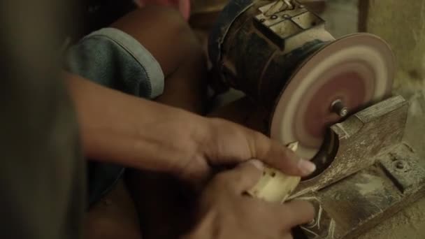 Details Der Herstellung Traditioneller Indonesischer Kinderspielzeuge Der Vergangenheit Nämlich Ganging — Stockvideo