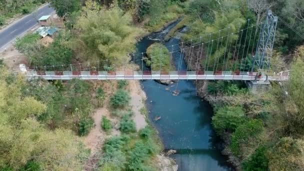 Imágenes Aéreas Del Puente Colgante Que Solo Pueden Ser Utilizadas — Vídeo de stock