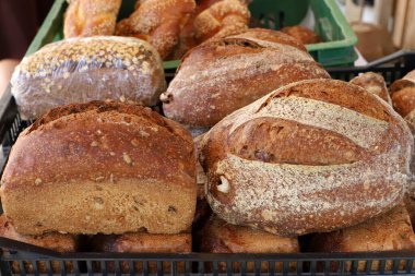 İsrail 'de ekmek ve fırın ürünleri satılıyor.. 