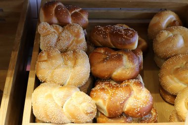 İsrail 'de ekmek ve fırın ürünleri satılıyor.. 