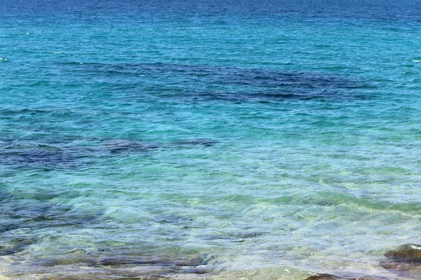 地中海沿岸の海水の色 — ストック写真
