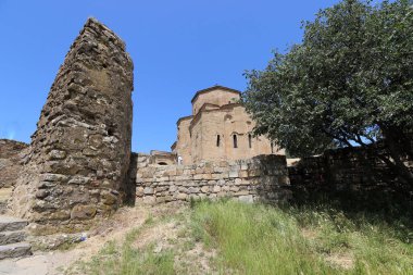 30 Mayıs 2023 Tiflis Georgia. Georgia 'daki eski aktif Hıristiyan kilisesi.