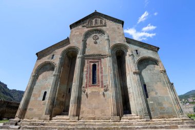 30 Mayıs 2023 Tiflis Georgia. Georgia 'daki eski aktif Hıristiyan kilisesi.