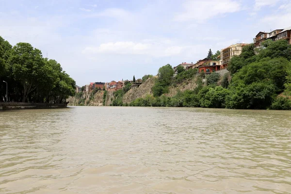 Juli 2023 Tbilisi Georgia Full Flod Kura Centrala Tbilisi — Stockfoto