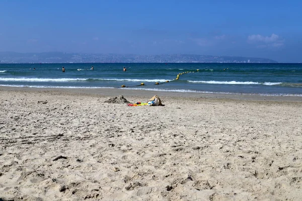 砂浜のビーチ 地中海の — ストック写真