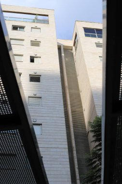İsrail 'deki bina ve yapıların mimari ayrıntıları. Modern mimarinin soyut bir parçası.