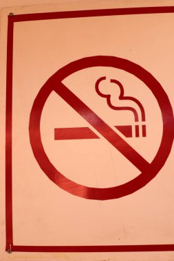 Soyut bir arkaplanda geometrik şekiller. Vektör illüstrasyonu .