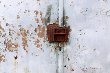 Kapalı metal asma kilit. Koruma kavramı.