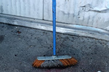 Islak temizlik için el aletleri.