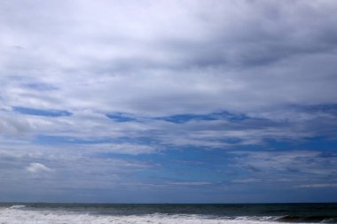 Kuzey İsrail 'de gökyüzünü kaplayan yağmur bulutları.