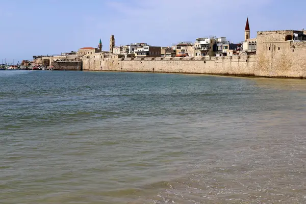 Akko Israel 05/26/1924. Antik şehir - Akdeniz kıyısındaki liman