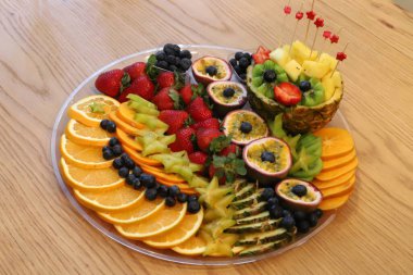 Sebze ve meyve İsrail 'de bir pazarda satılıyor..