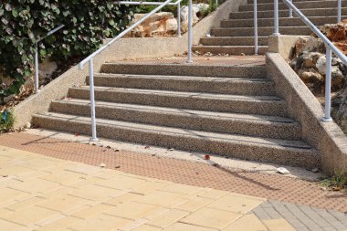 İsrail 'deki bina ve yapıların inşasında mimari bir detay olarak merdivenler.