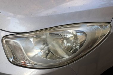 Araba vücut parçalarının yakın plan çekimi.