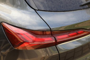 Araba vücut parçalarının yakın plan çekimi.