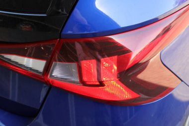 Araba vücut parçalarının yakın plan çekimi.