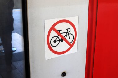 İsrail 'deki yollar hakkında bilgi ve yön işaretleri.