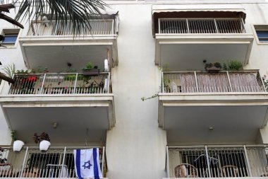 İsrail 'deki bina ve yapıların inşasında mimari bir detay olarak balkon kullanılıyor..