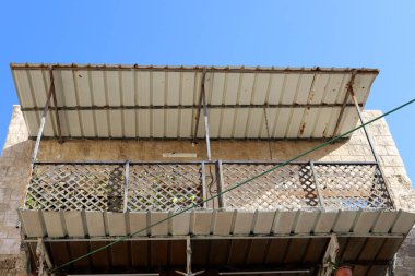 İsrail 'deki bina ve yapıların inşasında mimari bir detay olarak balkon kullanılıyor..