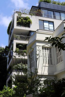 İsrail 'deki bina ve yapıların inşasında mimari bir detay olarak balkon kullanılıyor..