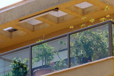 İsrail 'deki bina ve yapıların inşasında mimari bir detay olarak balkon kullanılıyor..