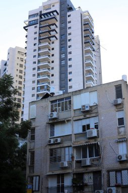 Tel Aviv İsrail 10-18-2024. Tel Aviv, Akdeniz kıyısında bir şehirdir..