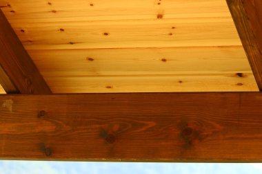 Tahta ve kirişlerden üretilen ürünlerin dokusu.