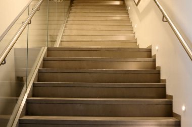 İsrail 'deki bina ve yapıların inşasında mimari bir detay olarak merdivenler.