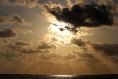 Kuzey İsrail 'de güneş ufukta batıyor..