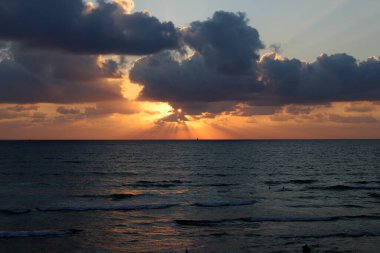 Kuzey İsrail 'de güneş ufukta batıyor..