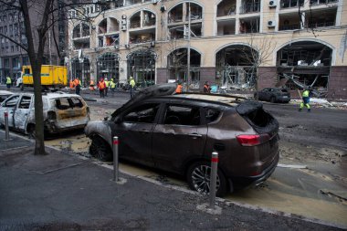 Kyiv, Kyiv bölgesi Ukrayna-20.20.2024: Rusya 'nın Kyiv' e düzenlediği askeri saldırının sonuçları. Düşmanın başkenti balistik füzelerle bombaladığı biliniyor.