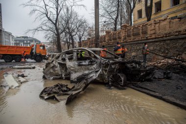 Kyiv, Kyiv bölgesi Ukrayna-20.20.2024: Rusya 'nın Kyiv' e düzenlediği askeri saldırının sonuçları. Düşmanın başkenti balistik füzeler ve insansız hava araçlarıyla bombaladığı biliniyor..