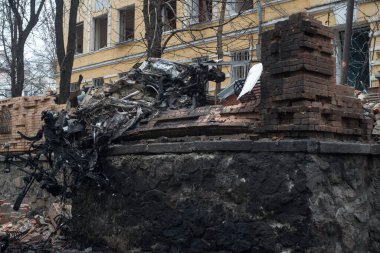 Kyiv, Kyiv bölgesi Ukrayna-20.20.2024: Rusya 'nın Kyiv' e düzenlediği askeri saldırının sonuçları. Düşmanın başkenti balistik füzeler ve insansız hava araçlarıyla bombaladığı biliniyor..