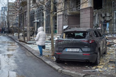 Kyiv, Kyiv bölgesi Ukrayna-20.20.2024: Rusya 'nın Kyiv' e düzenlediği askeri saldırının sonuçları. Düşmanın başkenti balistik füzeler ve insansız hava araçlarıyla bombaladığı biliniyor..