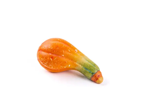 Маленькая Декоративная Оранжево Зеленая Изогнутая Тыква Белом Фоне — стоковое фото