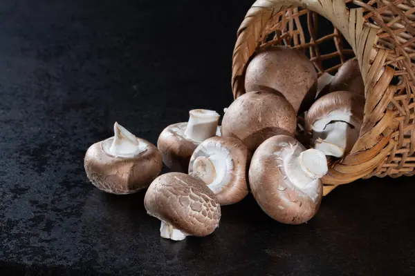 Organic Brown Mushroom Black Background Ideal Healthy Eating Concepts Fresh — Stock Photo, Image
