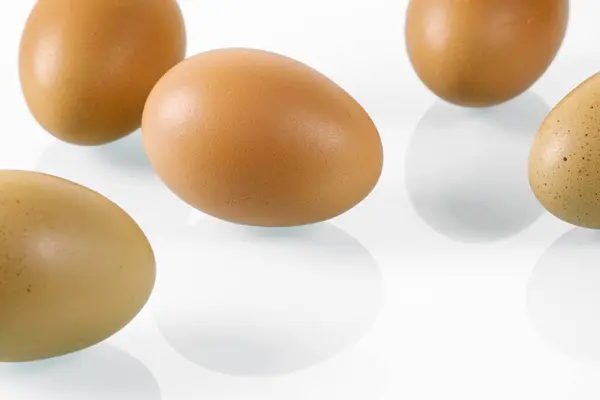 Close View Dozen Fresh Chicken Eggs Arranged Reflective Surface Captured — Stock Photo, Image