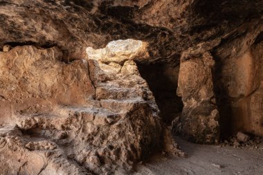 İlkel insanların yaşadığı mağara Tel Yodfat Ulusal Parkı, Kuzey İsrail