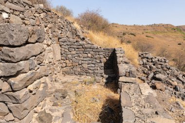 Gamla şehrinin kalıntıları, Golan Tepeleri, Kuzey İsrail 'de bulunan taş duvarlar ve binaların kalıntıları.
