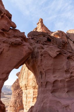 İsrail 'in güneyindeki Eilat kenti yakınlarındaki milli parktaki muhteşem manzara Timna